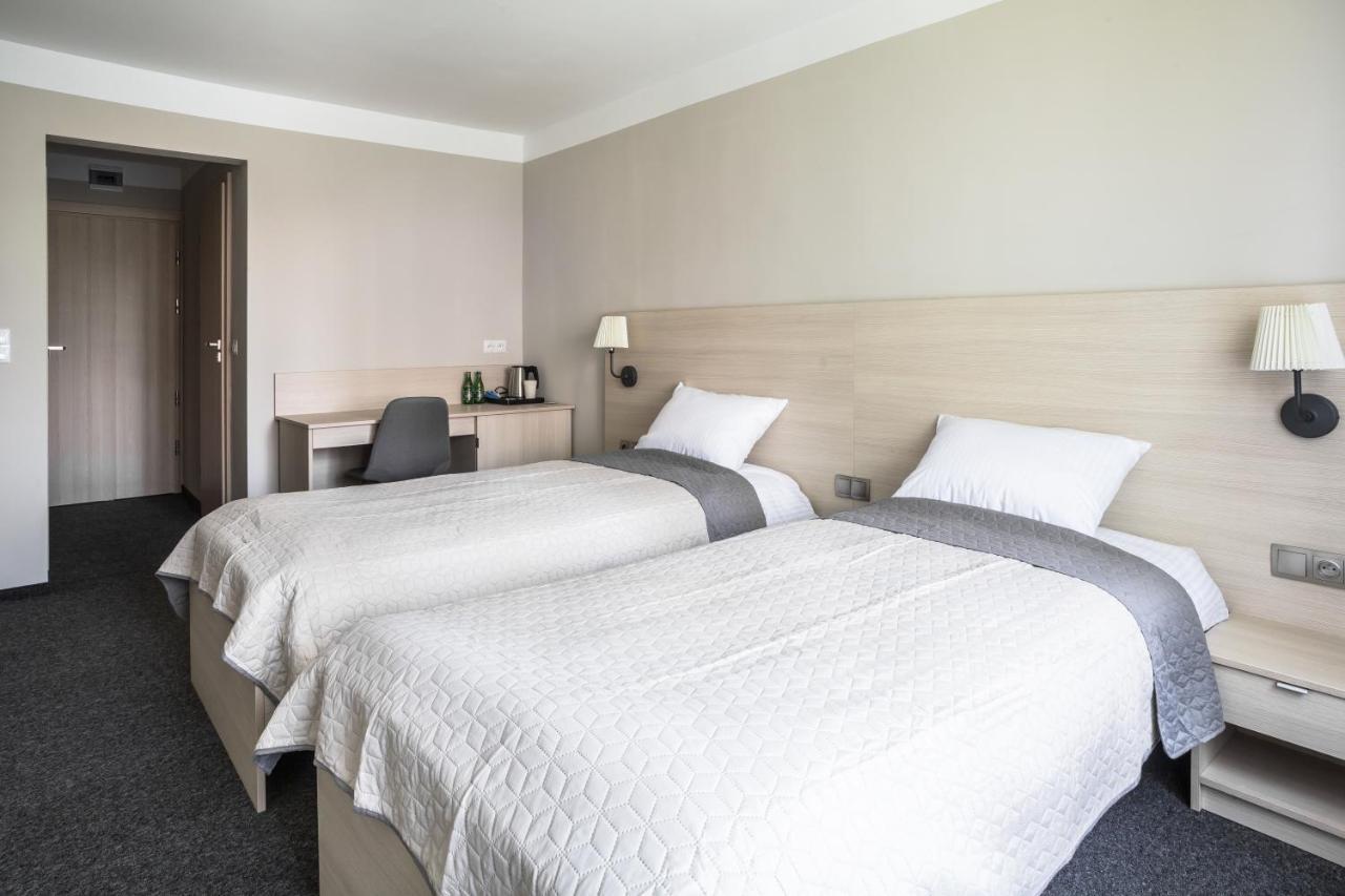 Blis Apartamenty Lubliniec Bagian luar foto