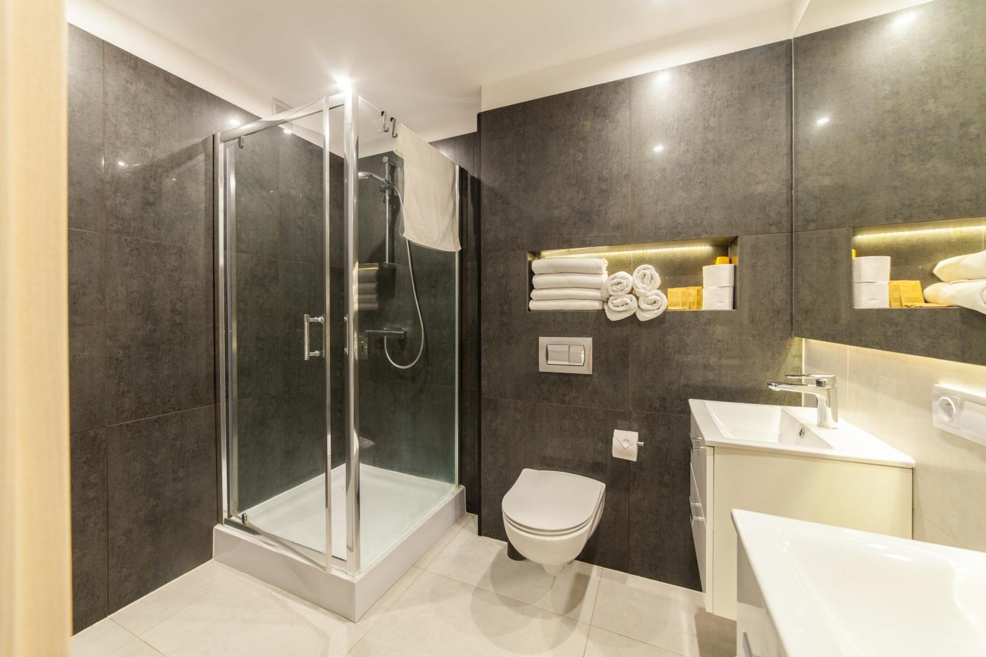 Blis Apartamenty Lubliniec Bagian luar foto